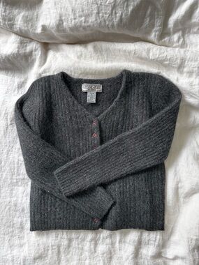 CRISTAL-KOBE Charcoal Ribbed V-Neck Button-Front Sweater